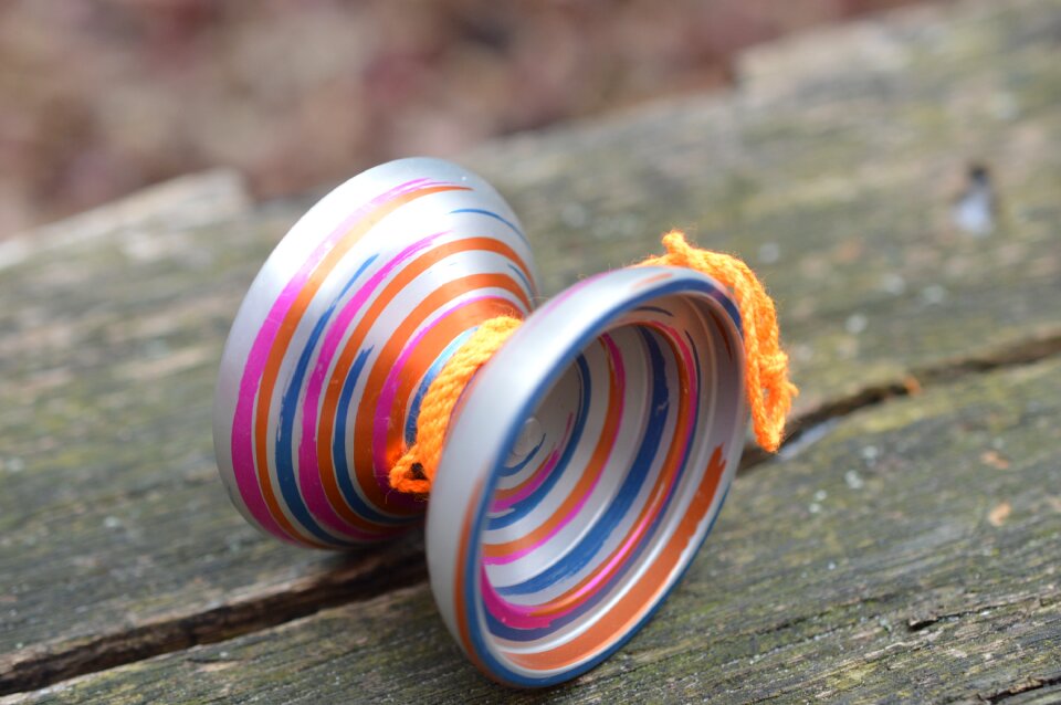 Colorful splash anodizing