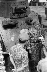 Bezoek aan bataljon Friesland 1-9 R.I. gelegerd te Tjimahi. Generaal Doorman s, Bestanddeelnr 60-6-1