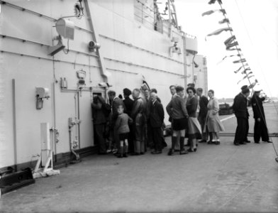 Bezichtiging door de bevolking van marine-eenheden (behalve onderzeeërs en mijne, Bestanddeelnr 900-0084