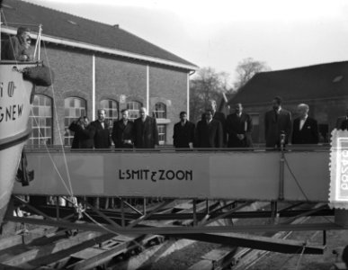Bezoek Keizer Selassie, tweede dag, tewaterlating Kinderdijk sleepboot Shegnew, Bestanddeelnr 906-8248