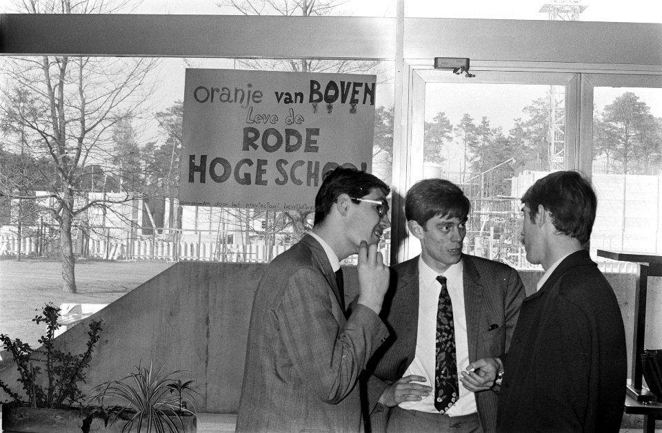 Bezetting Tilburgse Hogeschool bord Oranje van boven, Rode Hogeschool, Bestanddeelnr 922-3625