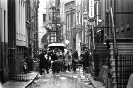 Bezetting Maagdenhuis Amsterdam, door studenten politie op dak Maagdenhuis, uit , Bestanddeelnr 922-4357