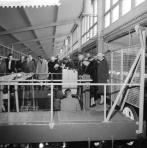 Bezoek aan het Nederlands Scheepsbouwkundig proefstation te Wageningen, rondgang, Bestanddeelnr 911-1110