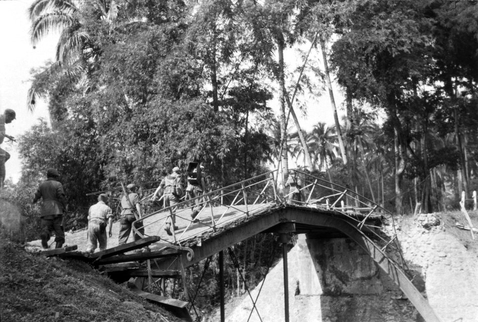 Bezetting van Blitar na Kepadjen en Wlingi, trokken Nederlandse troepen naar Bl, Bestanddeelnr 5330