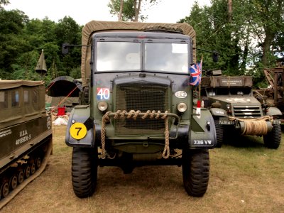 Bedford QL truck pic1
