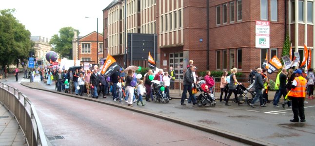 BedfordHospitalCutsDemo2