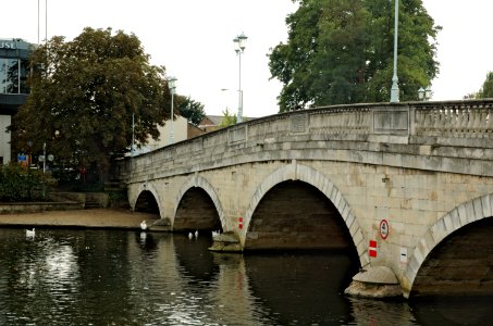 Bedford-Town-Bridge-20050921-013