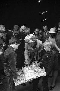 Beatrix en Claus brengen driedaags werkbezoek aan Zeeland Beatrix en Claus bekij, Bestanddeelnr 925-9118