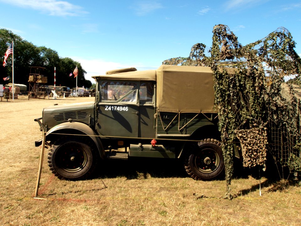 Bedford 15cwt MWD, Z4174946