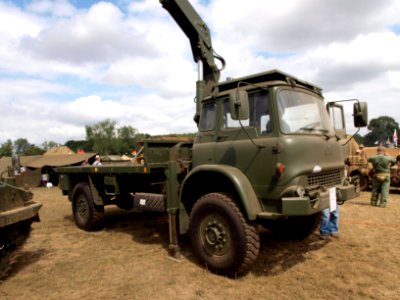 Bedford MJ series truck pic2