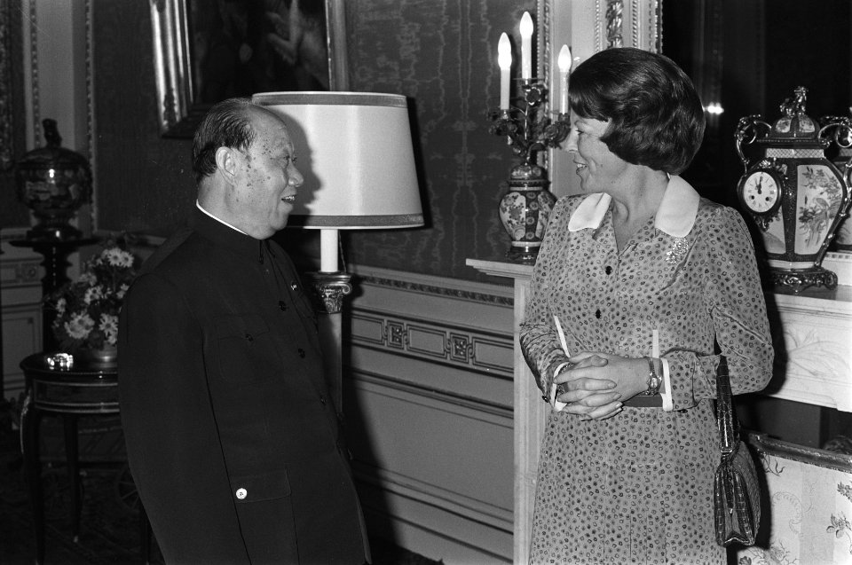 Beatrix ontving in Den Haag de voorz.Vereniging Chinese volk voor vriendschap h, Bestanddeelnr 931-1679