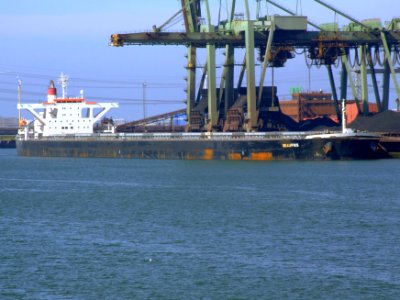 Beaufiks - IMO 9311816 - Callsign H8HE p0, Mississippi harbour, Port of Rotterdam, Holland 08-Apr-2007