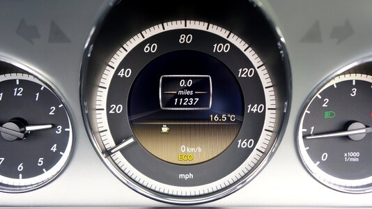 Vehicle speed automobile