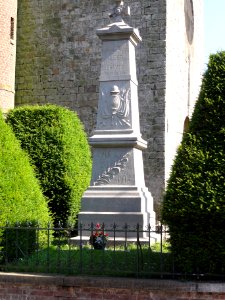 Beaudignies (Nord, Fr) monument aux morts