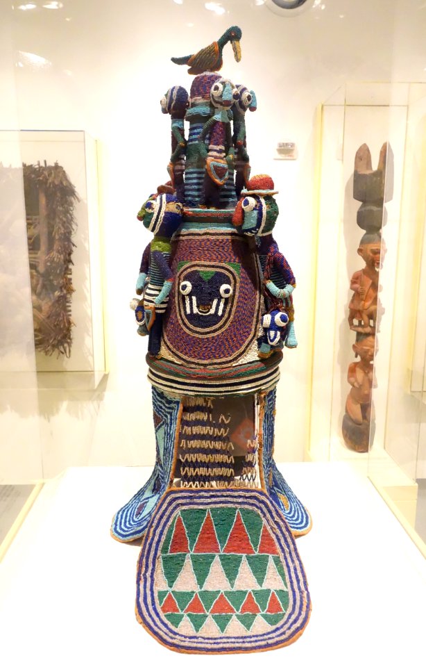 Beaded crown (ade) of Onijagbo Obasoro Alowolodu, Ogoga of Ikere, reigned 1890-1928, Yoruba, Ikere, Osun state, Nigeria, late 19th century, basketry, beads, cloth - Brooklyn Museum - Brooklyn, NY - DSC08538