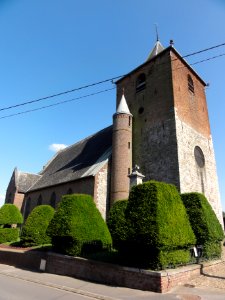 Beaudignies (Nord, Fr) église, vue semi-latérale