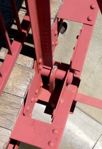 Beatrice water-park footbridge floor beam connection 2