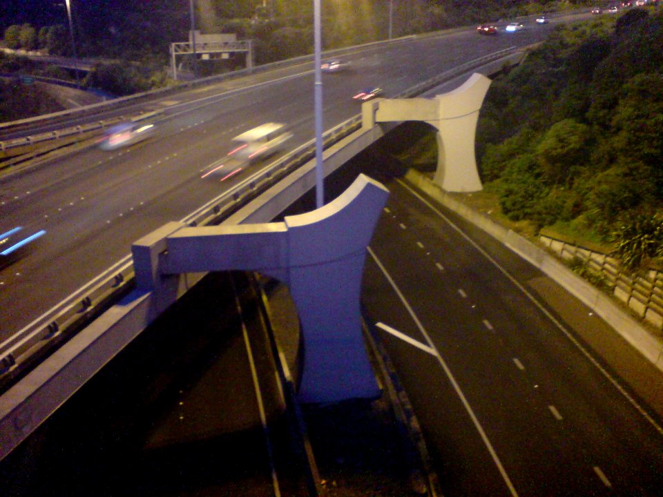 Bearing The Load Cantilvers For State Highway 1