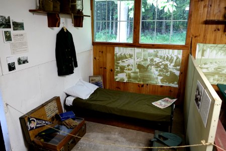 Bed and belongings - Northeast States Civilian Conservation Corps Museum - Shenipsit State Forest - Stafford Springs, Connecticut - DSC04249
