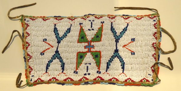 Beaded cuff, one of pair, Sioux people, Honolulu Museum of Art photo