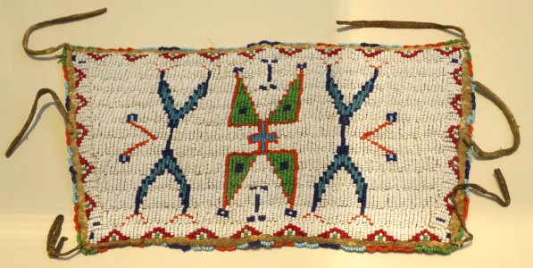 Beaded cuff, one of pair, Sioux people, Honolulu Museum of Art