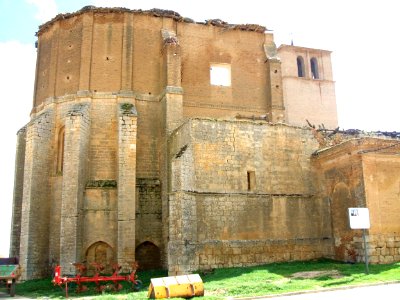 Becerril de Campos - Iglesia de San Miguel 1