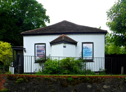 Beadles Lane Gospel Hall, Beadles Lane, Oxted (June 2013) (4)