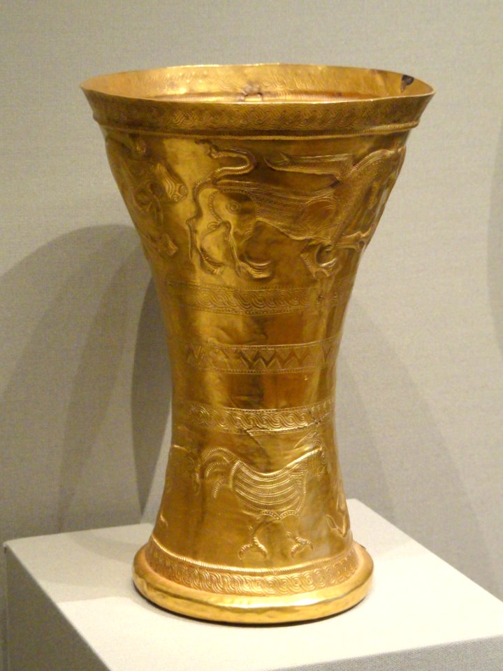 Beaker, 1100-1000 BC, Marlik, northwest Iran, gold - Cleveland Museum of Art - DSC08153