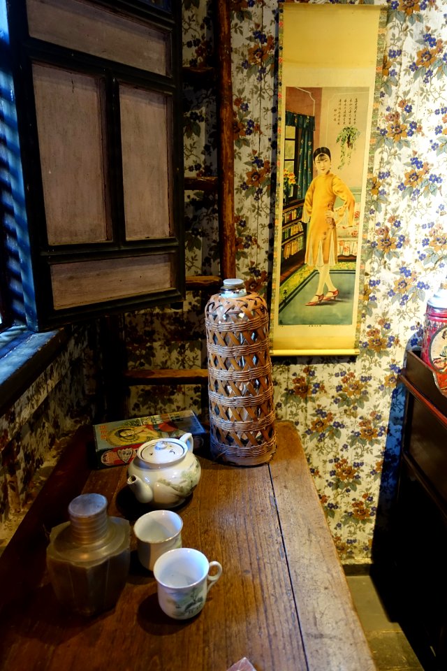 Bedroom items - Yin Yu Tang House - Peabody Essex Museum - DSC06748