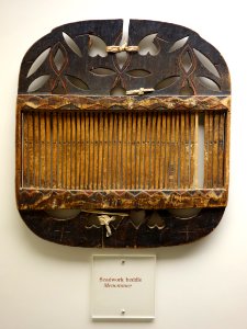 Beadwork heddle, Menominee, undated - Wisconsin Historical Museum - DSC02946