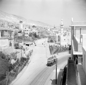 Beeld van een boulevard in de stad Damascus, Bestanddeelnr 255-5810