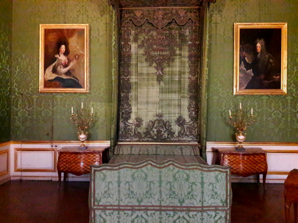 Bedroom of Teresa Kunegunda Sobieska in the Nymphenburg Palace 05