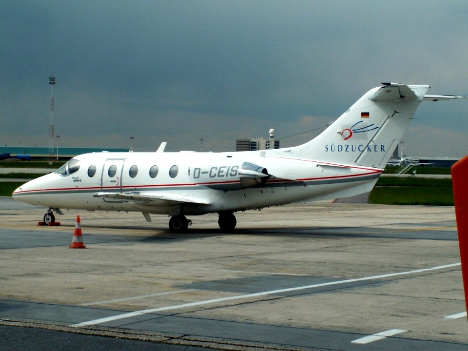Beech Beechjet 400A D-CEIS Brussels National 17 May 2005