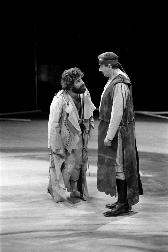 Beeld van de repetitie met Guus Hermus (r) als Pentheus, Bestanddeelnr 924-6334
