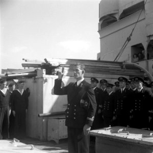 Beediging en lunch Afbeelding van de Vulcaan IJmuiden, Bestanddeelnr 902-3515