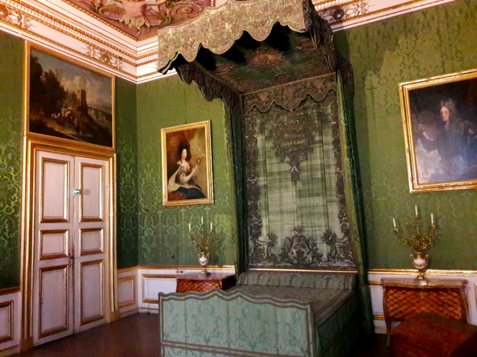 Bedroom of Teresa Kunegunda Sobieska in the Nymphenburg Palace 02