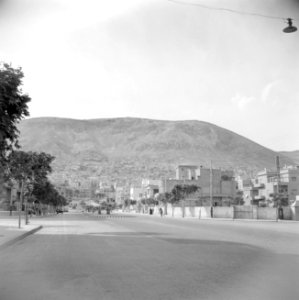 Beeld van de boulevard Abbu-Rummaneh in de stad Damascus, Bestanddeelnr 255-5812