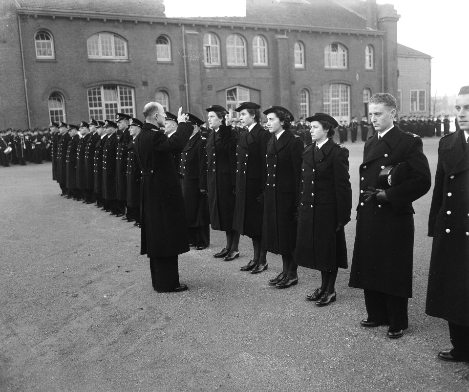 Beediging Marineofficieren op Kattenburg, Bestanddeelnr 903-1403