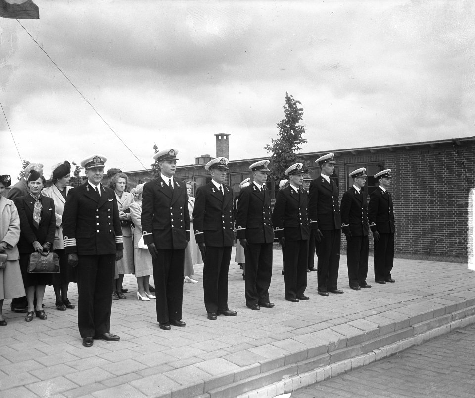 Beediging 6 adelborsten Onderzeedienst Rotterdam, Bestanddeelnr 903-4358