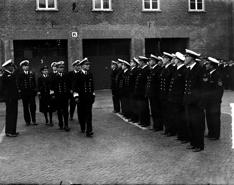 Beediging Marva-officieren Den Haag, Bestanddeelnr 903-0297