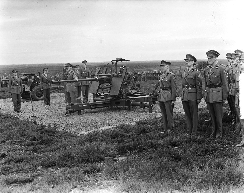 Beediging 34 officieren Oldebroek (artillerie), Bestanddeelnr 903-4064