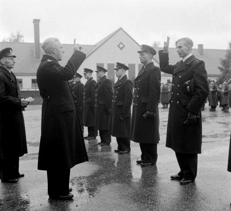 Beediging Marine officieren MOC Hilversum, Bestanddeelnr 905-3588