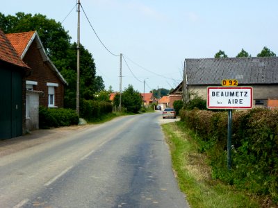 Beaumetz-lès-Aire (Pas-de-Calais, Fr) city limit sign photo