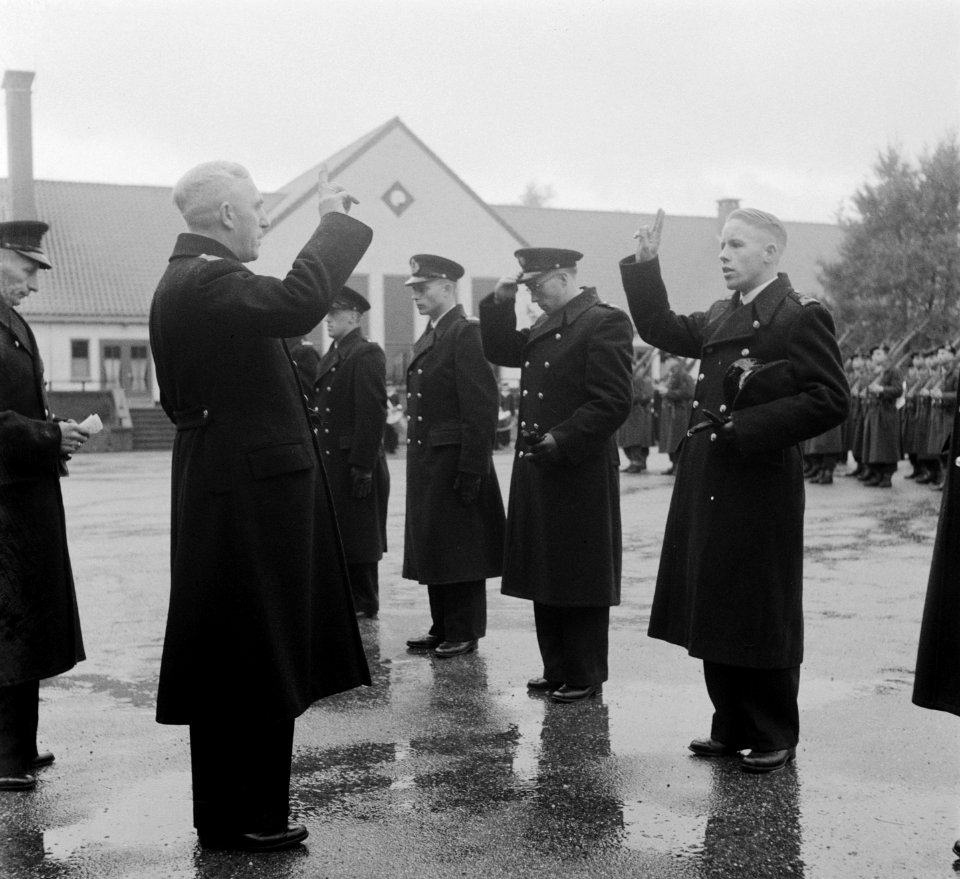 Beediging Marine officieren MOC Hilversum, Bestanddeelnr 905-3590