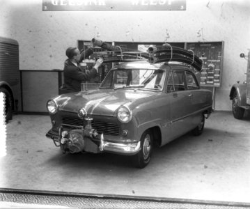 Bedrijfsautotentoonstelling RAI Ford Taunus brandweerwagen, Bestanddeelnr 905-6790