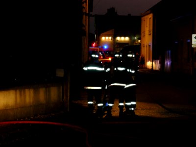 Beaumont-sur-Sarthe (Sarthe) Firefighting equipment, visibility by night (04) photo