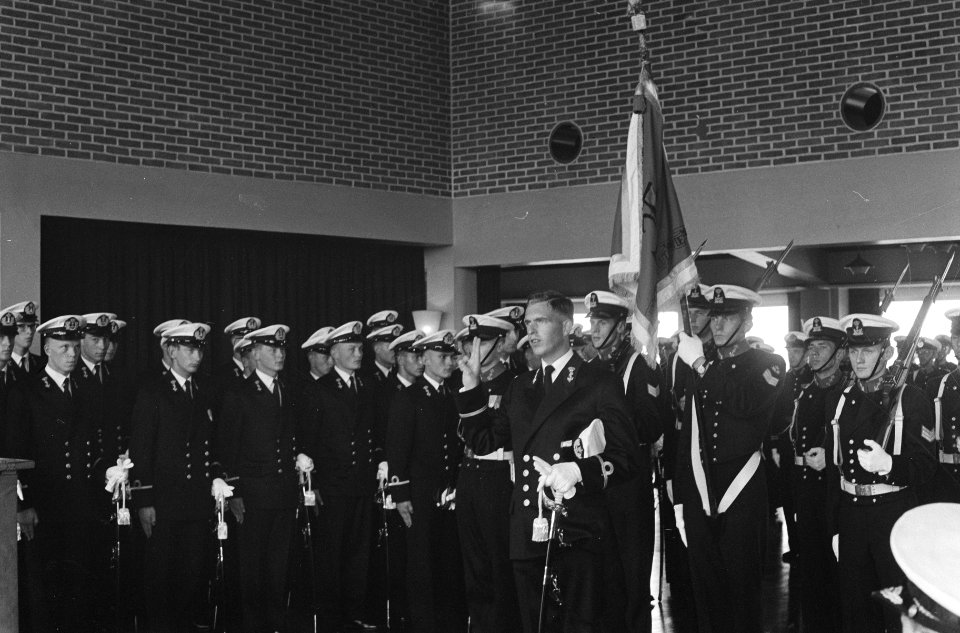 Beediging 39 officieren in Den Helder, Bestanddeelnr 912-9019