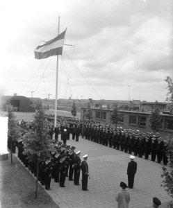 Beediging 6 adelborsten Onderzeedienst Rotterdam, Bestanddeelnr 903-4355