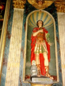 Beaumont-sur-Sarthe (Sarthe) église, statue of Saint Sébastien