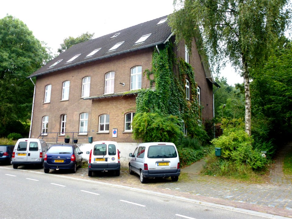 Beek (Ubbergen) Rijksstraatweg 156-158-160 voorm. douanekantoor (02)